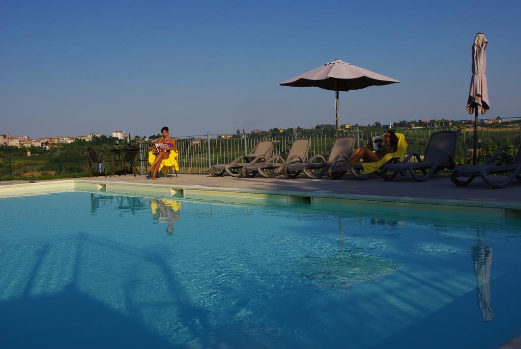 Naturalmente Wine Resort Agliano Terme Buitenkant foto