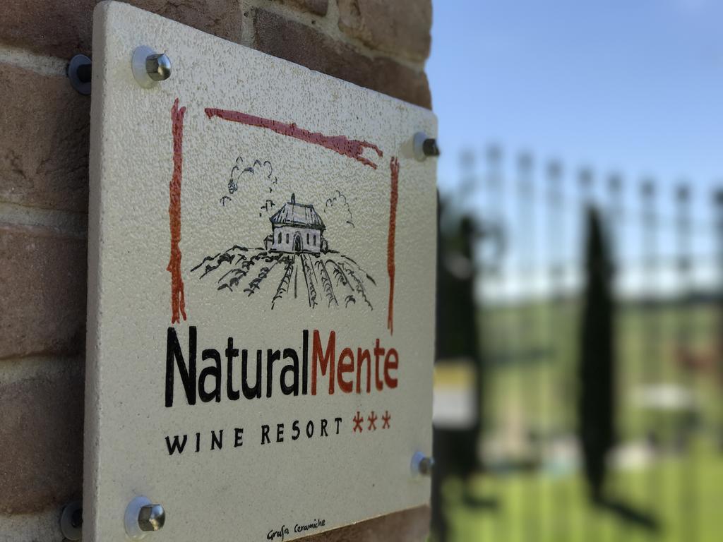 Naturalmente Wine Resort Agliano Terme Buitenkant foto